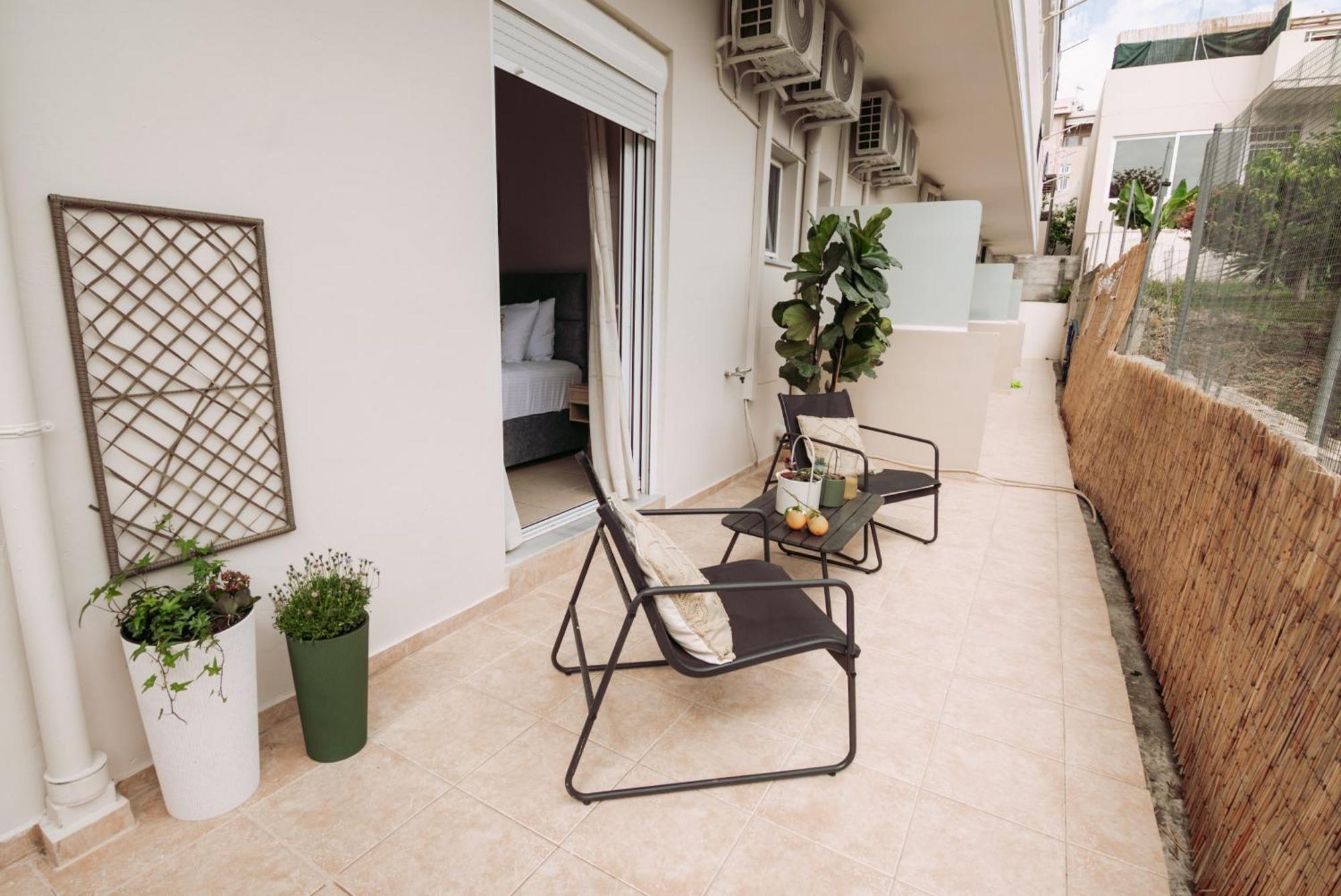 חאניה Summer Blue Apartments Chania מראה חיצוני תמונה